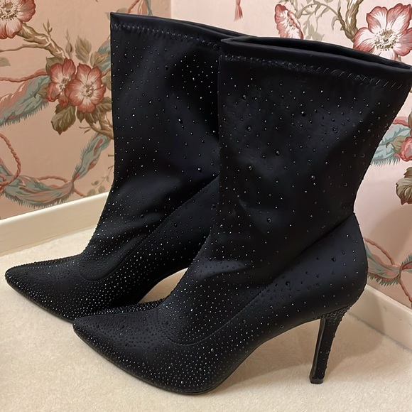 TOP MODA BLACK BEADED BOOTIE size 9 - Picture 4 of 13